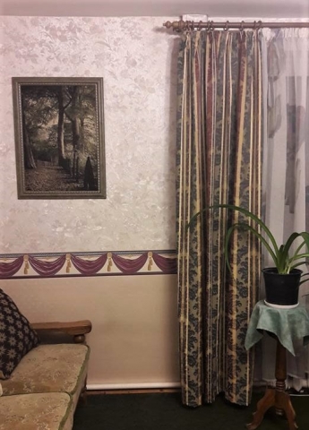 Užuolaidos, paveikslas iš gobeleno